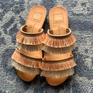 Dolce Vita Fringe Sandals, size 6 Peach and Cream